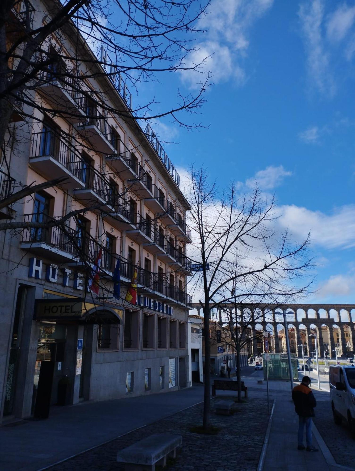 Hotel Ele Acueducto Сеговія Екстер'єр фото